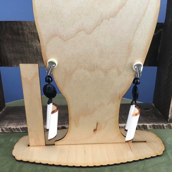 Angela Caputi Ivory Resin Dangle Clip Earrings - Picture 4 of 8